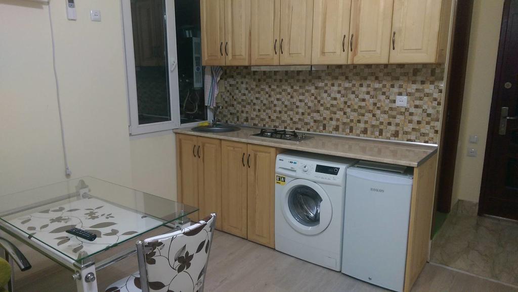 באטומי Apartments Komakhidze 68 מראה חיצוני תמונה