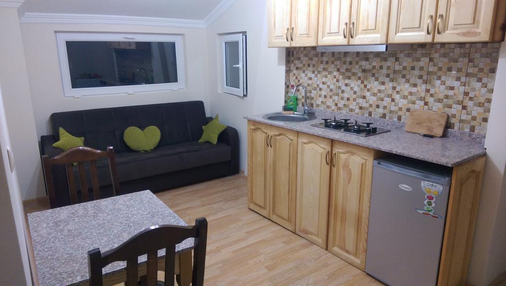 באטומי Apartments Komakhidze 68 מראה חיצוני תמונה