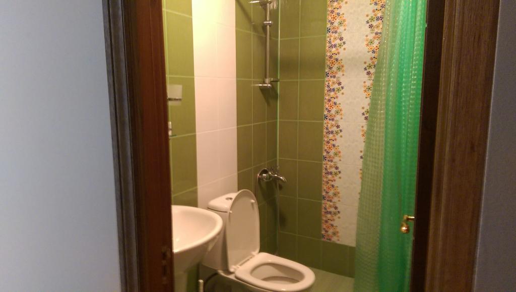 באטומי Apartments Komakhidze 68 מראה חיצוני תמונה
